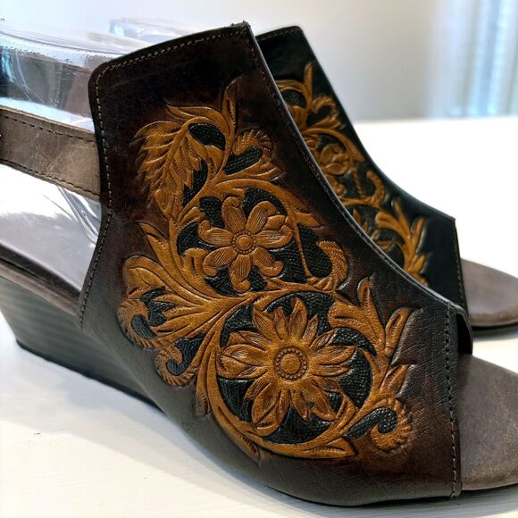 Roper Women's‎ Western Mika Brown Stamped Floral Brown Leather Sandals US Size 9 - Picture 6 of 12